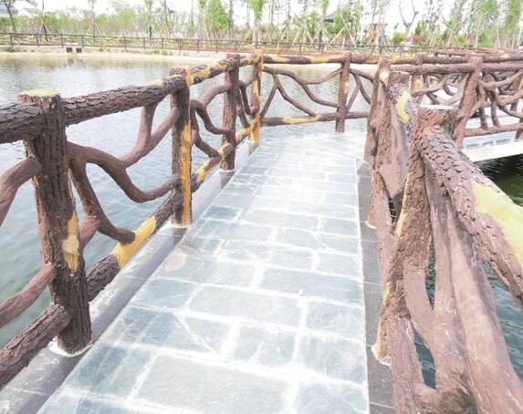 重庆仿枯木栏杆